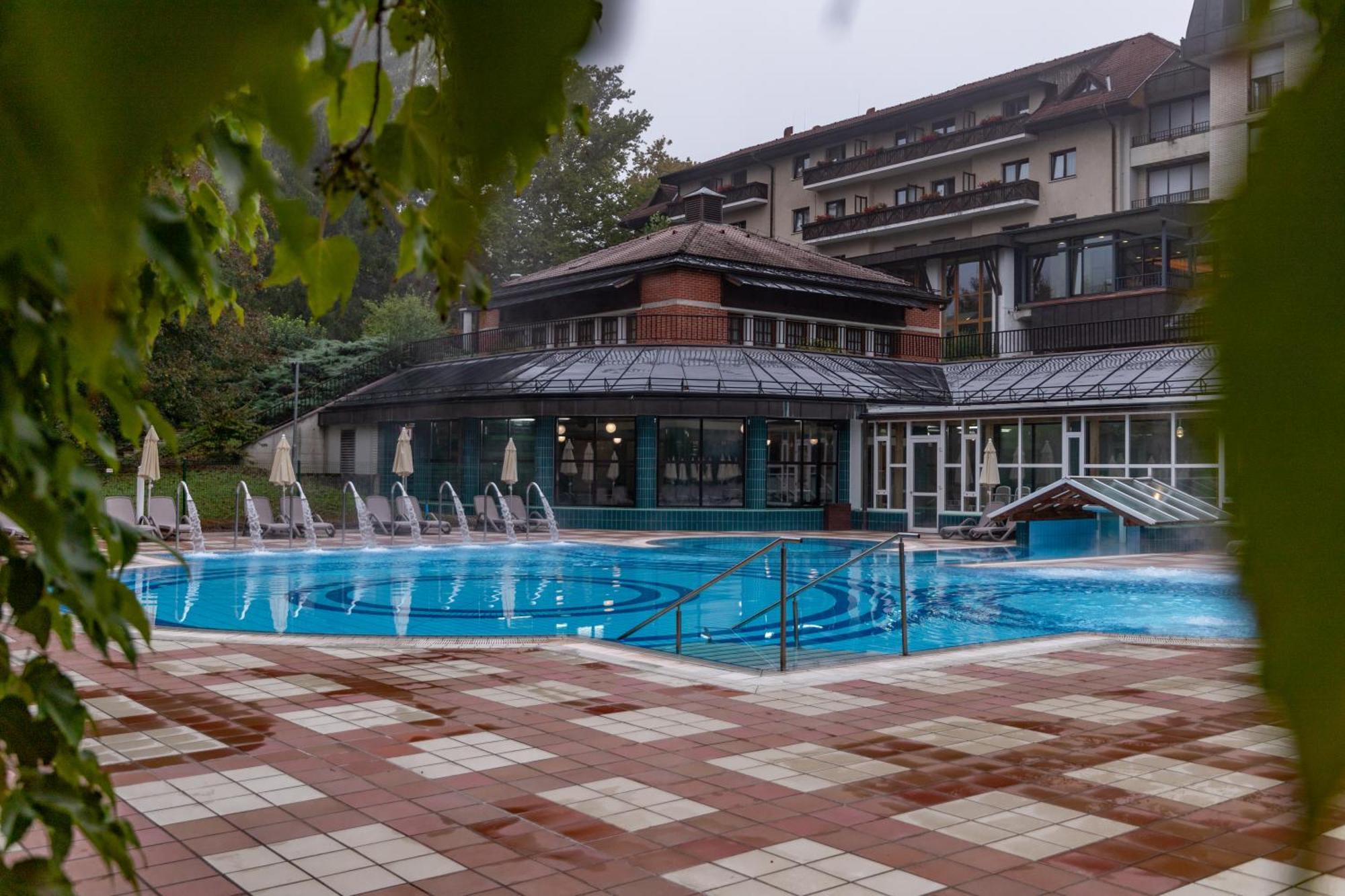 Hotel Toplice - Terme Krka Smarjeske Toplice Ngoại thất bức ảnh